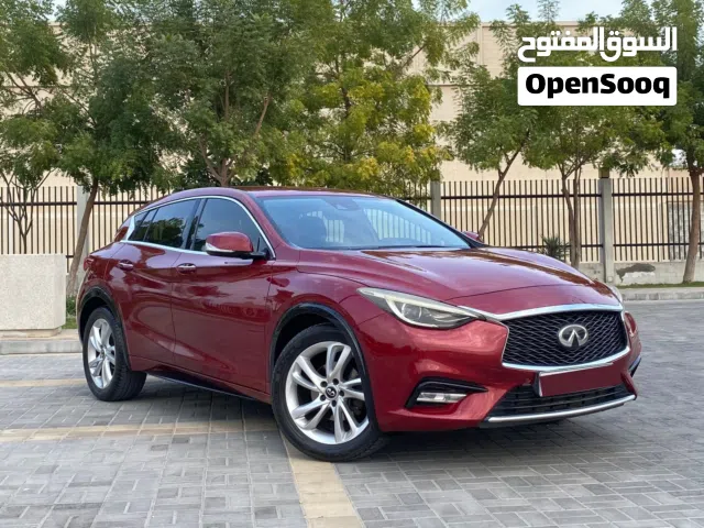 INFINITY Q30 2018 HATCHBACK