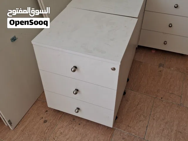مكاتب للبيع