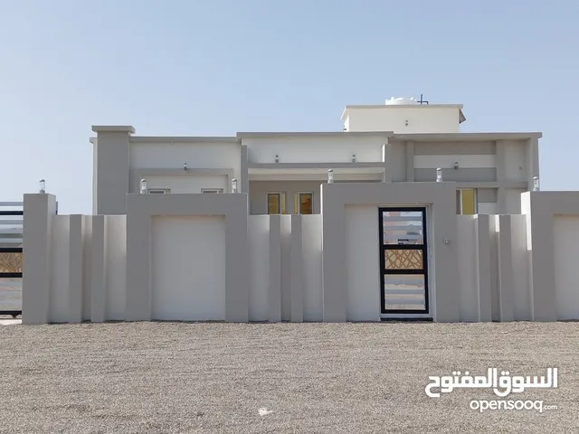 213 m2 More than 6 bedrooms Townhouse for Sale in Al Batinah Al Khaboura