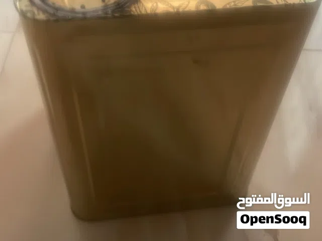 زيت زيتون بلدي انتاج الاردن تنكة مسكرة زيت زيتون موسم 2024/2025 سنة