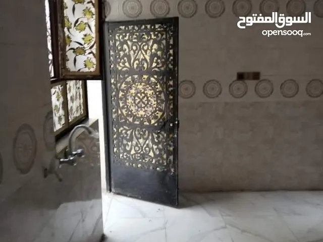 160 m2 2 Bedrooms Townhouse for Sale in Basra Abu Al-Khaseeb