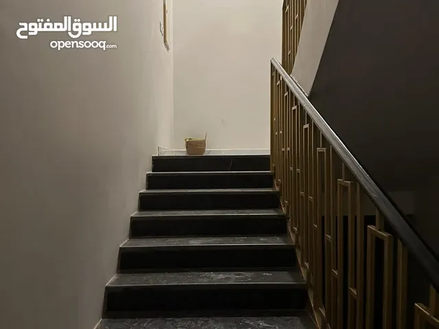 شقة لليجار ممتازه موقع مميز حي العارض الرياض
