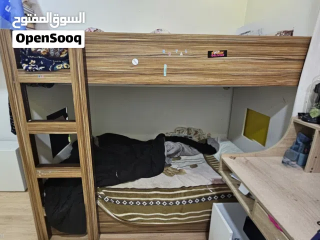 سرير دورين مستعمل مع مكتب