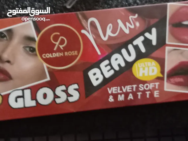 احمر شفاه سائل مجموعه مكونه من 12 قطعه درجات مختلفه