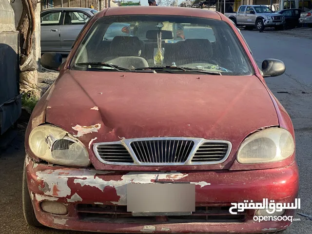 دايو لانوس 2001