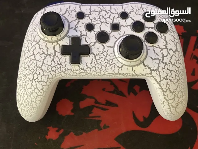 جهاز تحكم Xbox جديد بي اللون الابيض