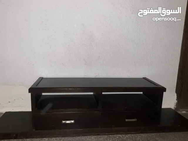 طاولة تلفزيون لغرفة صالة