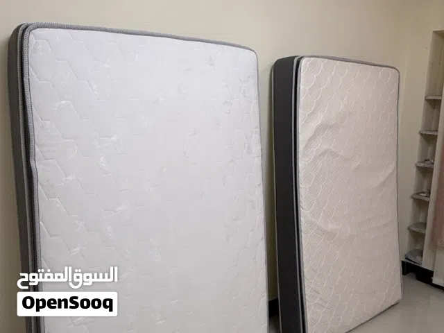 مرتبتين نظيفات ومغلفات بالنايلون