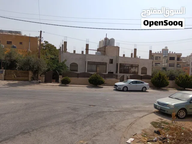 570 m2  Townhouse for Rent in Amman Marj El Hamam