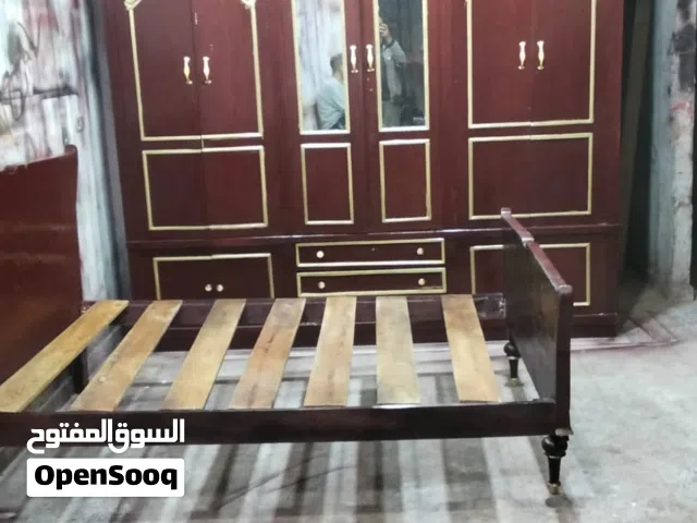 دولاب عربي  خشب زان 12 ضلفه 6 فوق و6 تحت   وسرير 150سم بالملل عرض الدولاب 2 م 60 دفاع 2 م 30 استعمال