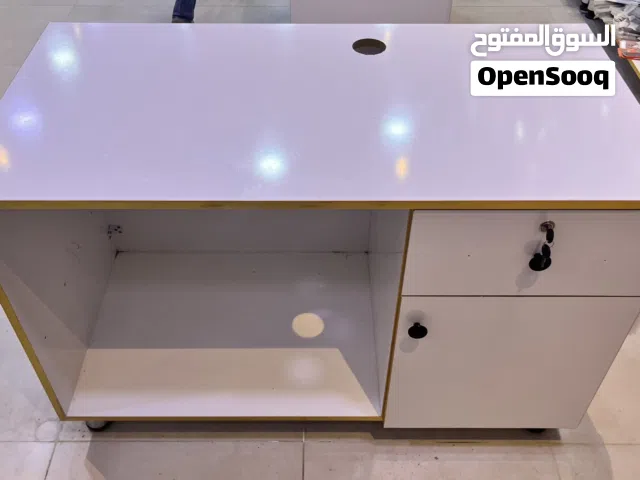 ميز مكتبة MDF