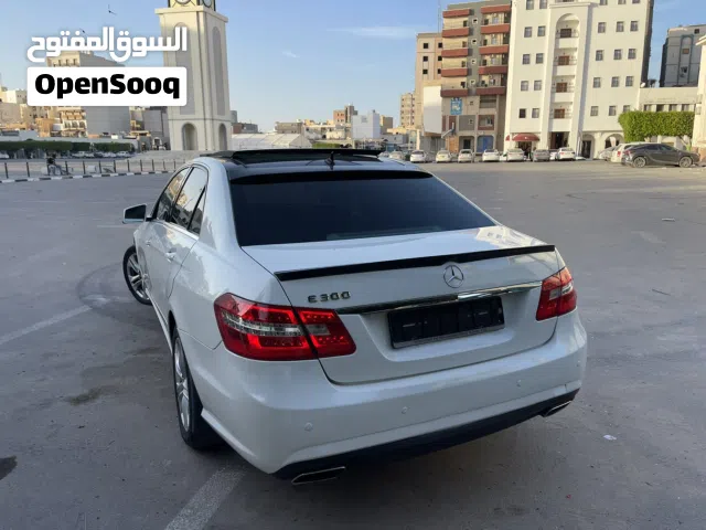 2012 مرسيدس بنز الفئة-E E 300