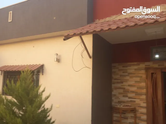200 m2 2 Bedrooms Townhouse for Rent in Tripoli Qasr Bin Ghashir