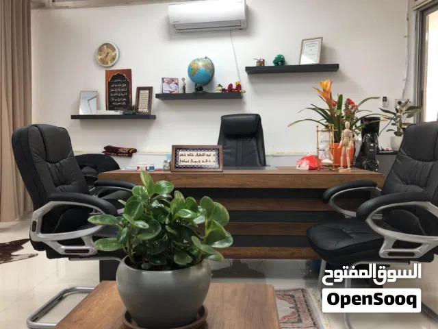 طاولة مكتب فخمة