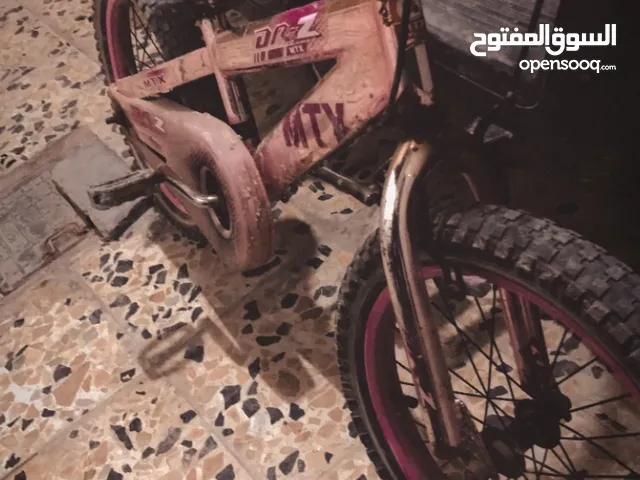 بايسكل اطفال لون وردي