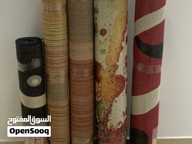 فرصه :  5 قطع سجاد تركي ملونه بحاله جيده جدا 4 قطع مقاس 170 x 120 سم  1 قطعه مقاس 150 x 80 سم