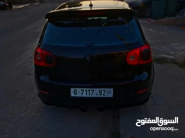 جلف mk5 gti مطور 2000cc تيربو جير عادي   موديل  2006 فل لفل سيارا  فتحه سقف شركه  كراسي كهربا ش