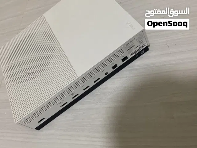 اكس بكس ون نضيف شبه جديد