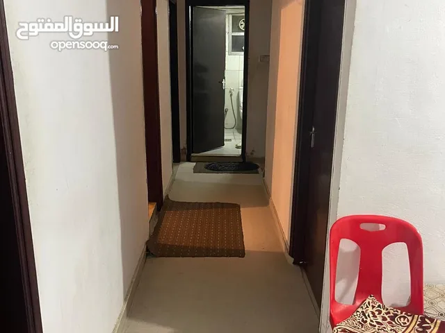 مطلوب للمشاركة في سكن شقه ثلاث غرف وصاله ومطبخ كبير 2حمام