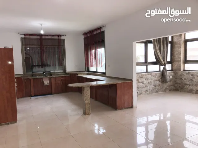 200m2 3 Bedrooms Apartments for Sale in Ramallah and Al-Bireh Other