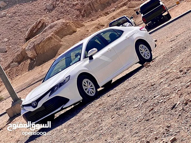 Toyota Camry good condition model 2019 gcc space hybrid system