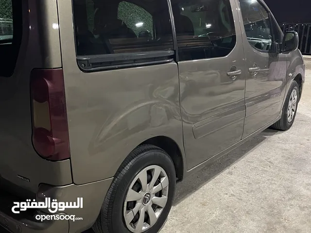 ستاروين بيرلينجو / 2018 ترخيص 2017 للبيع