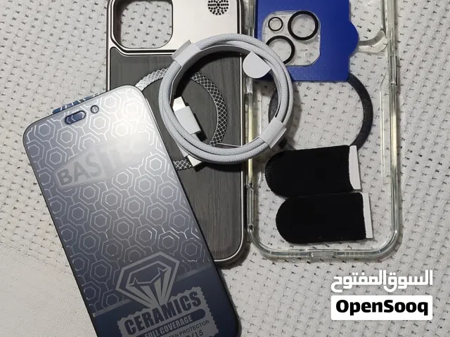 iPhone 15 2cover and data cable and screen guard protection