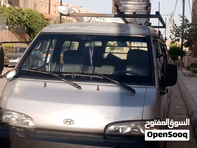 2003, هيونداي, H 100