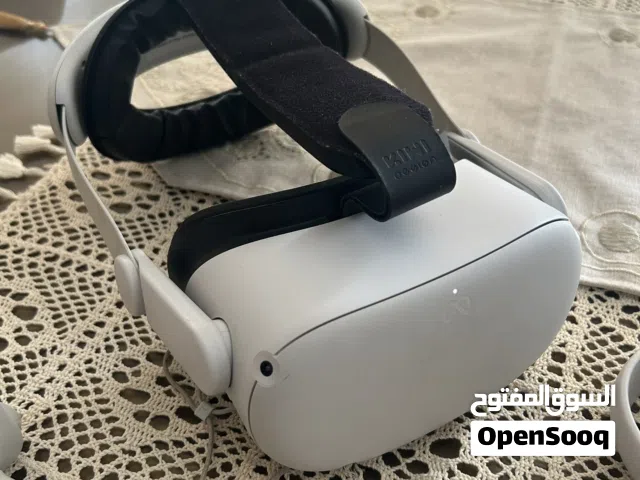 Vr ( OCULUS QUEST 2). 128 GB +   سترابس مريح للرأس