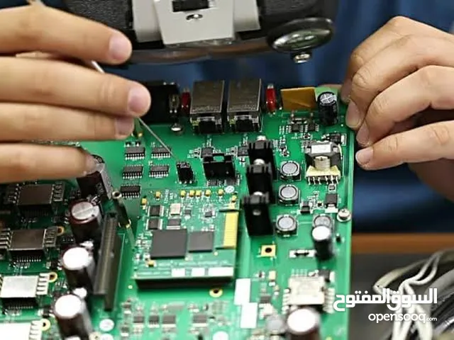 صيانة لوحات ودوائر الكترونية ( pc - laptop - monitor - ups - graphic cards )