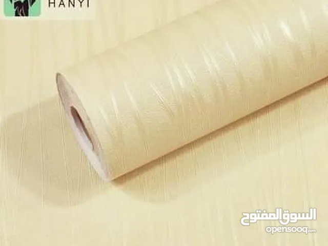 ورق جدران بمواصفات عاليه الجودة اسمك من الرول العادي نقشته بارزه القياس الرول 15 م في عرض 45 سم