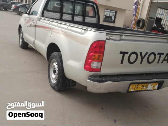 تويوتا هايلوكس 2007