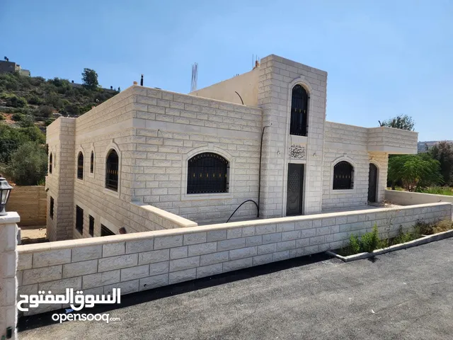 450 m2 3 Bedrooms Villa for Sale in Ramallah and Al-Bireh Surda