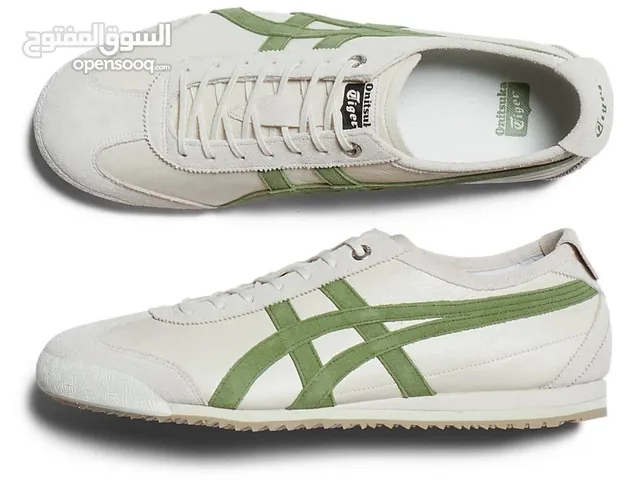 White Sport Shoes in Southern Governorate