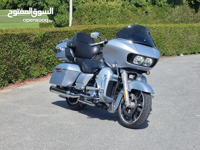 Harley Davidson CVO Road Glide 2020 in Sharjah