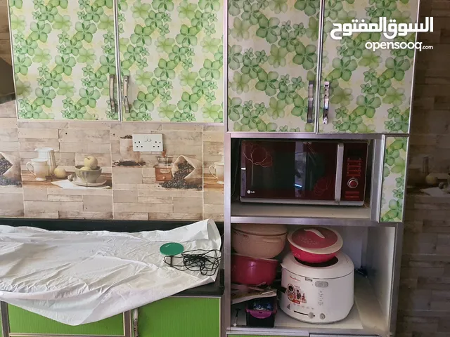 مطبخ جاهز للبيع من مطابخ الالهام بحالة جيده جدا