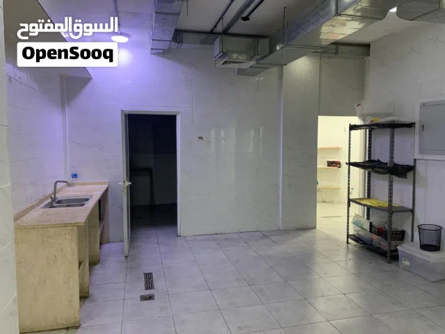 مستودع (تسوية) 90م2 للإيجار بجانب مطعم المهندس/العقبة