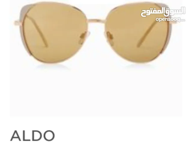 sunglasses and accessories ( cash only)