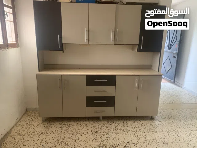 دولاب مطبخ ف حاله ممتازه