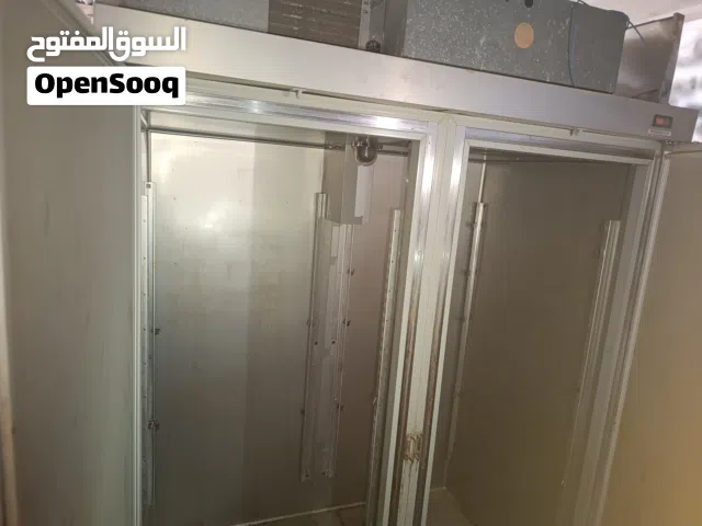 ثلاجة لحوم