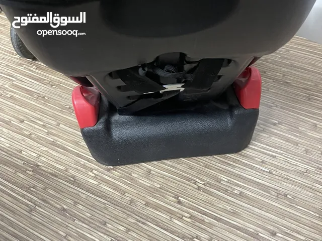 مستلزمات اطفال بحاله ممتازه