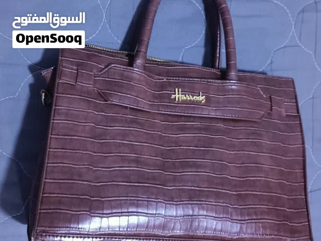 شناتي ستاتي شبة جداد نضاف اغلبهم ماركات