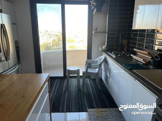 165 m2 3 Bedrooms Apartments for Rent in Ramallah and Al-Bireh Al Quds