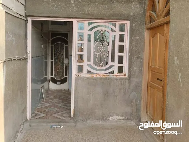 200 m2 4 Bedrooms Townhouse for Rent in Basra Other