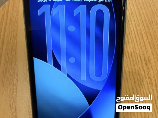 ايفون 11 نظيف جدا