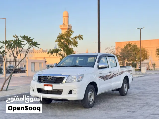 Toyota hilux 2013 model good condition