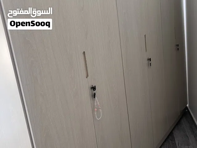للبيع كبت شبه جديد