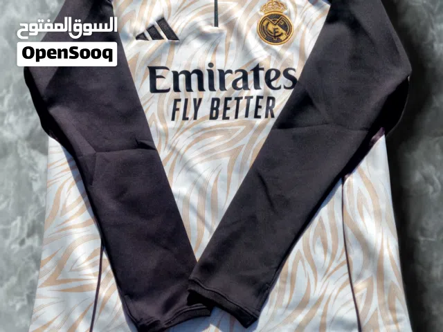 جاكيت التدريبات التخيلي مدريد