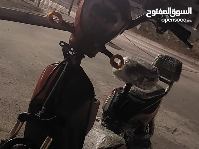 سكوتر كهربائي للبيع بطاريته جديدة ومايعاني من اي مشكلة للحين بقراطيسه