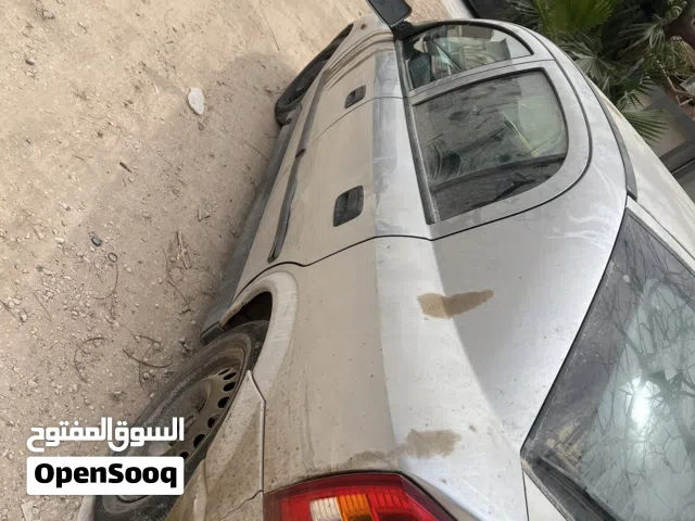 2000 أوبل استرا Standard